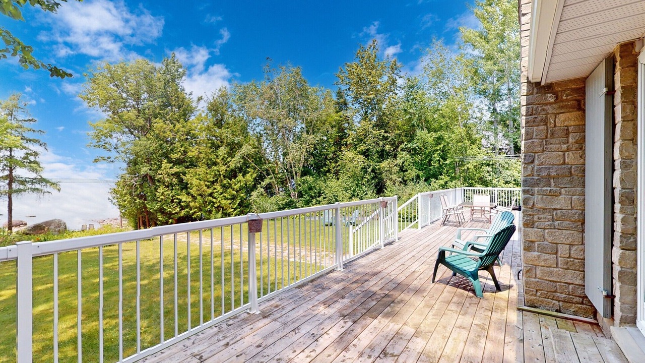 Photo of Outdoor in Tiny