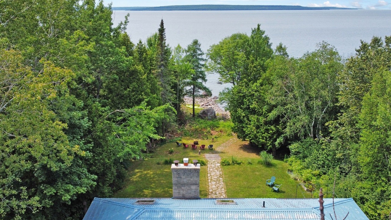 Photo of Outdoor in Tiny