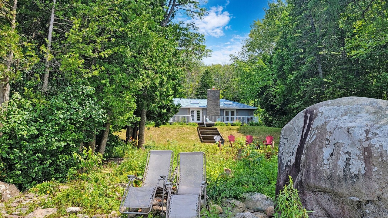 Photo of Outdoor in Tiny