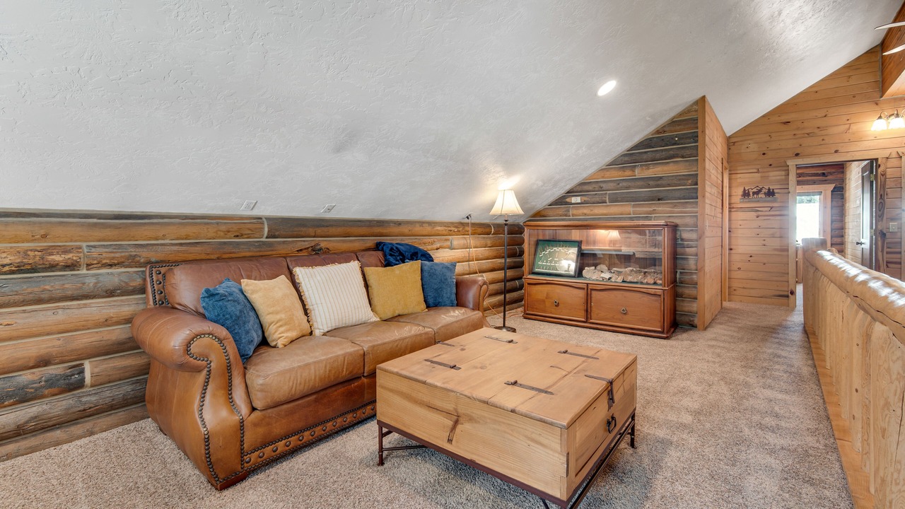 Photo of Livingroom in Gibbonsville