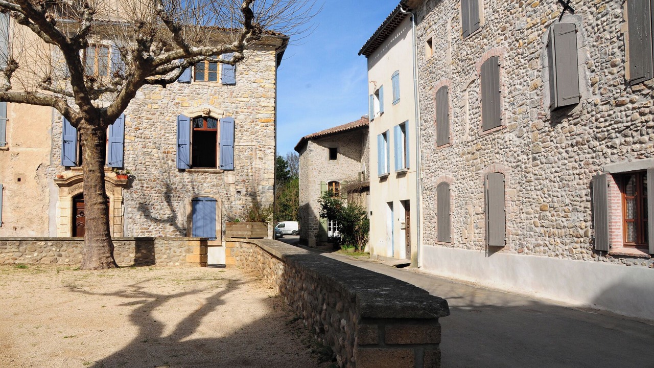 Photo of Outdoor in Cardet
