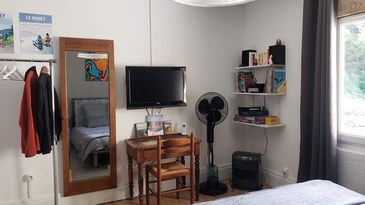 Photo of Others in Lompnes