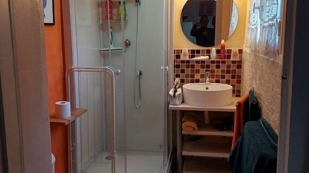 Photo of Others in Lompnes