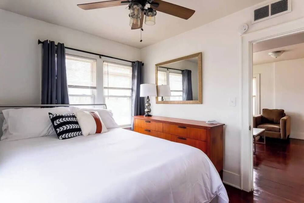 Photo of Bedroom in Ypsilanti