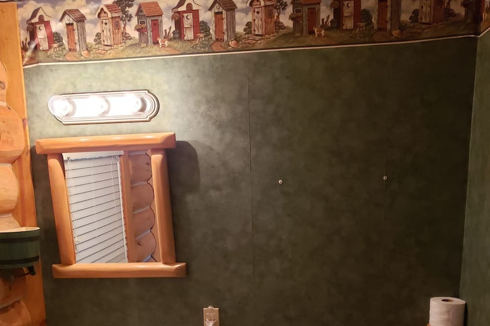 Photo of Bathroom in Enterprise