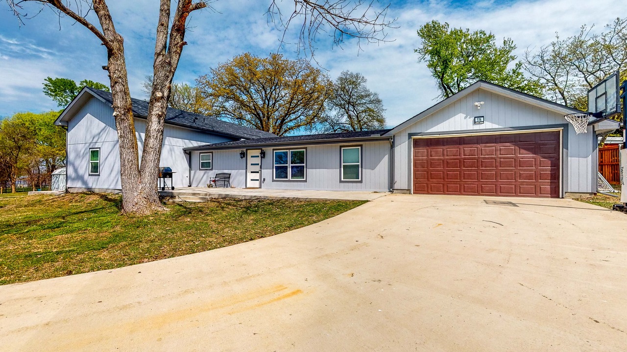 Photo of Outdoor in Quinlan