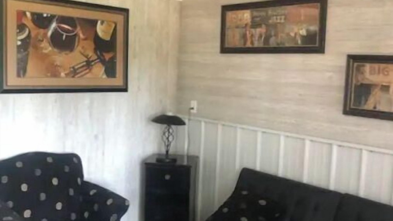 Photo of Livingroom in Tuscumbia