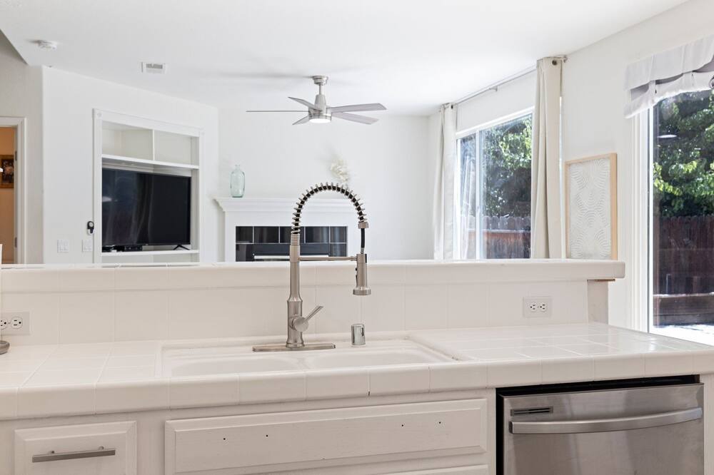 Photo of Kitchen in North Natomas