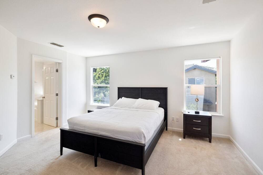 Photo of Bedroom in North Natomas