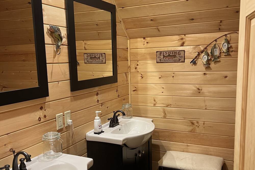 Photo of Bathroom in Forestport