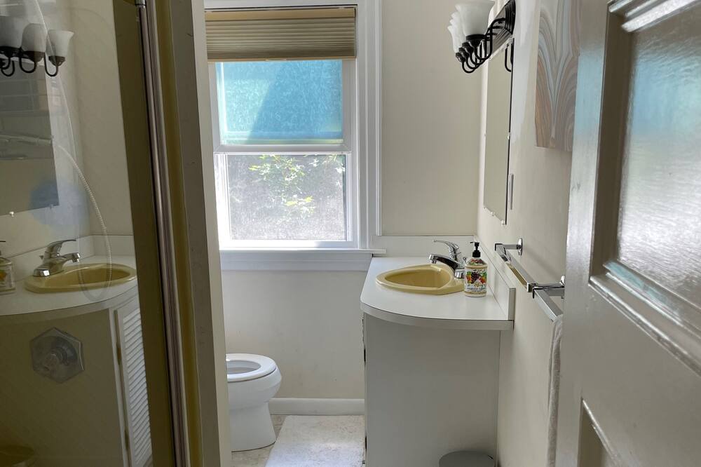 Photo of Bathroom in Bar Harbor