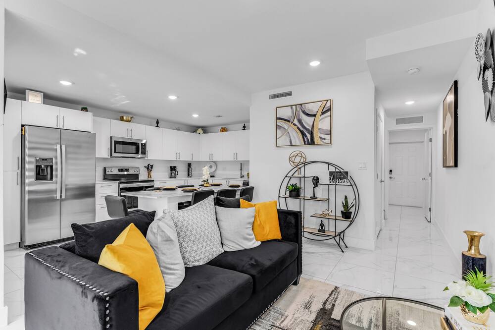 Photo of Livingroom in Princeton