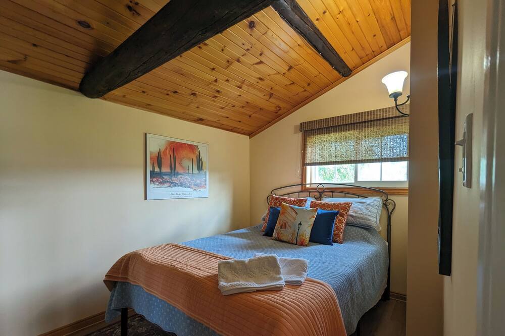 Photo of Bedroom in Innisfil