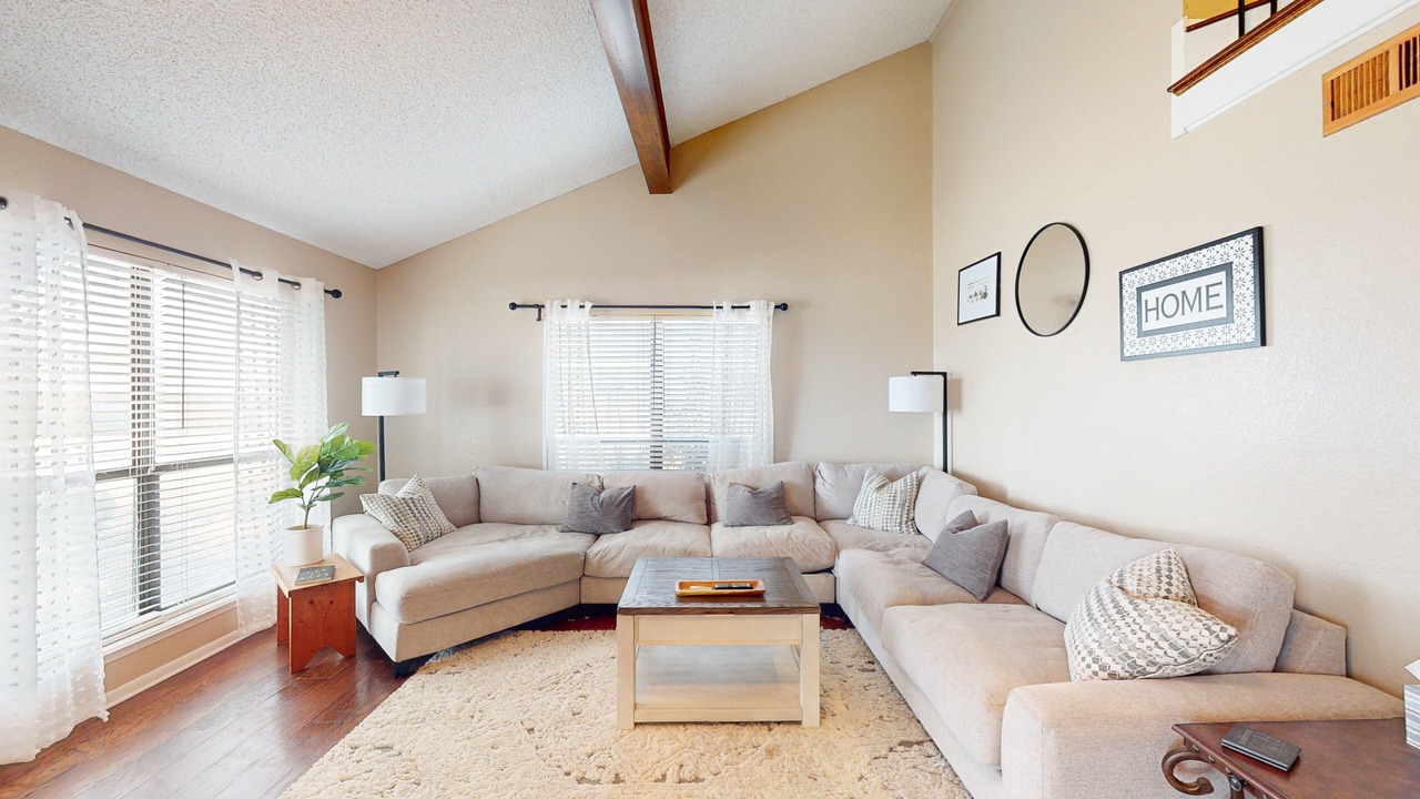 Photo of Livingroom in Stephenville