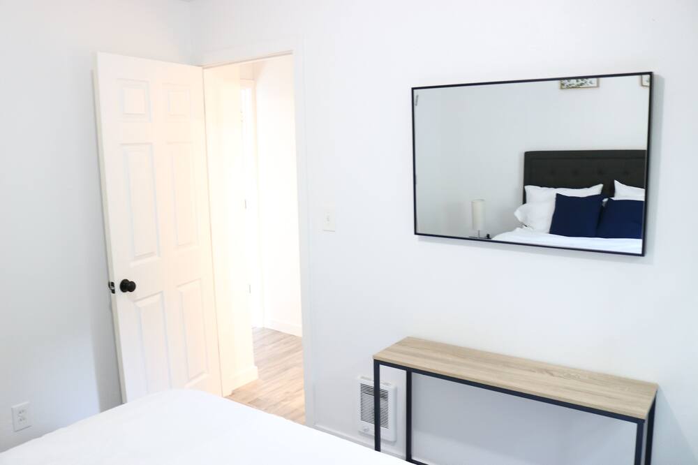 Photo of Bedroom in University Place