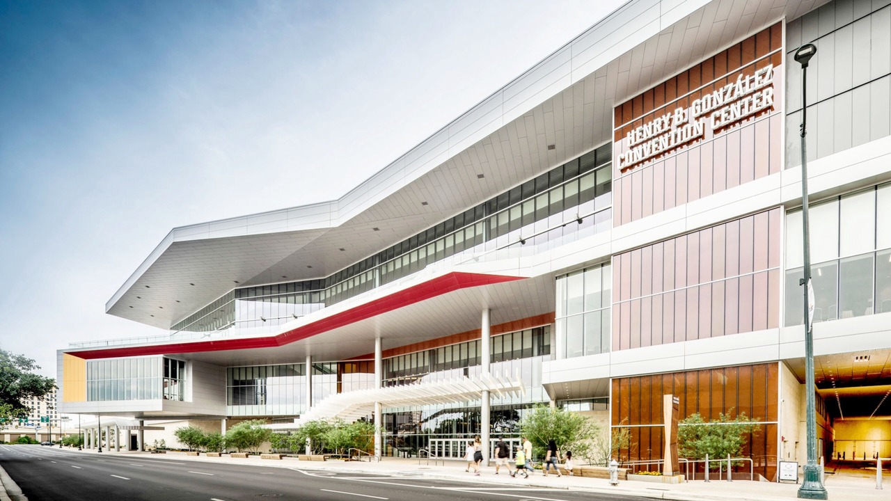 Photo of Outdoor in Main - Military Plaza