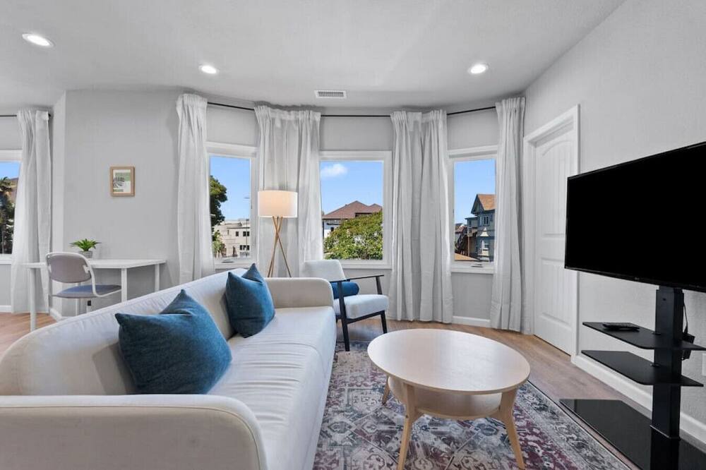 Photo of Others in West Oakland