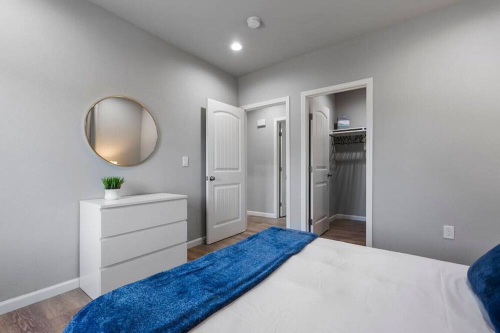 Photo of Others in West Oakland