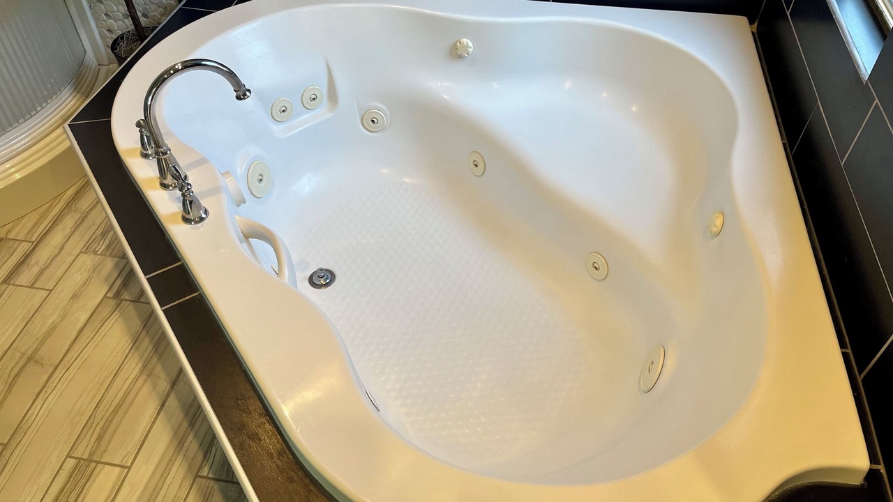 Photo of Bathroom in Newhall