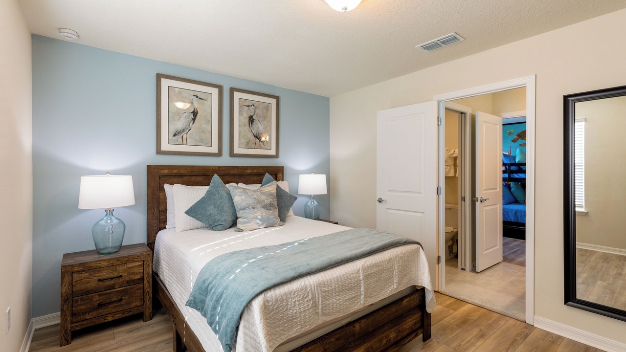 Photo of Bedroom in Davenport