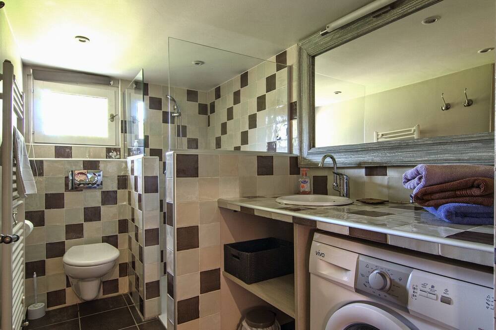 Photo of Bathroom in Sigonce
