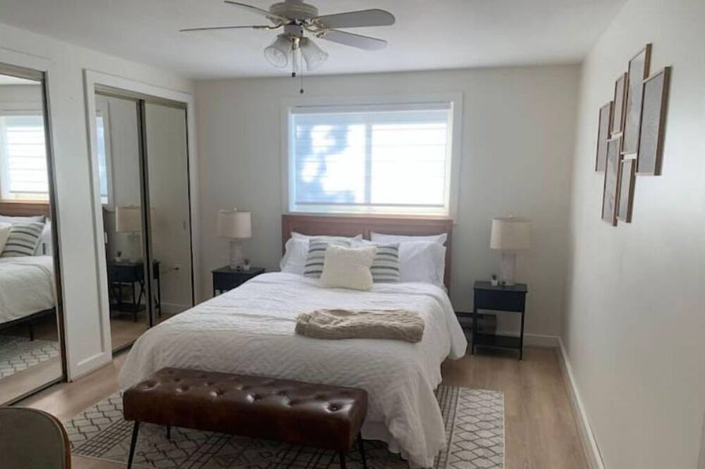Photo of Bedroom in Long Lake