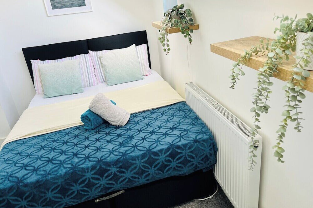 Photo of Bedroom in Rochester East Ward