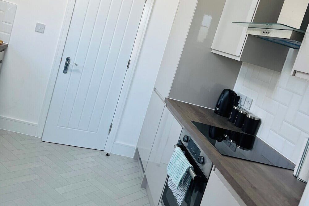 Photo of Kitchen in Rochester East Ward