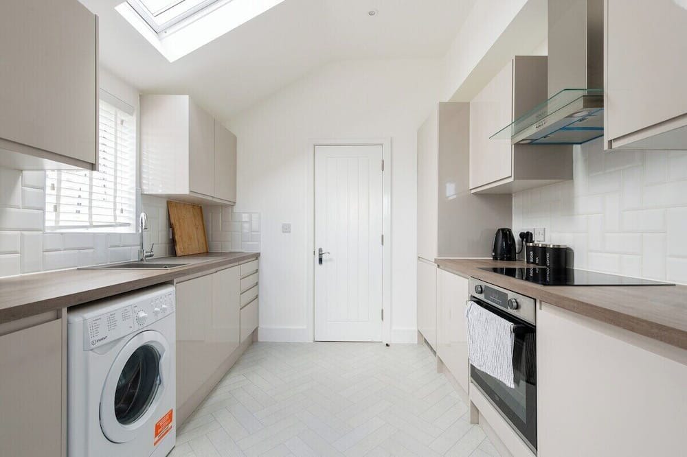 Photo of Kitchen in Rochester East Ward