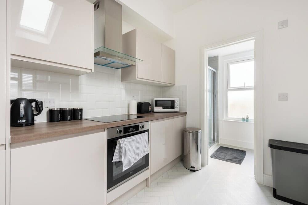 Photo of Kitchen in Rochester East Ward