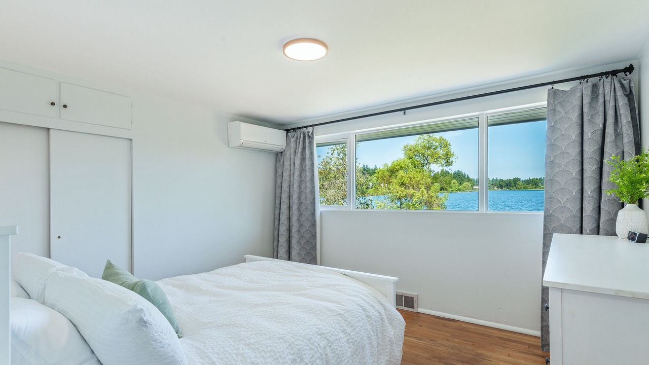 Photo of Others in Edmonds