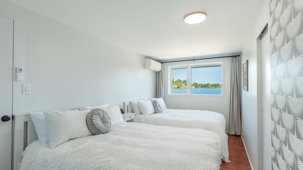 Photo of Others in Edmonds