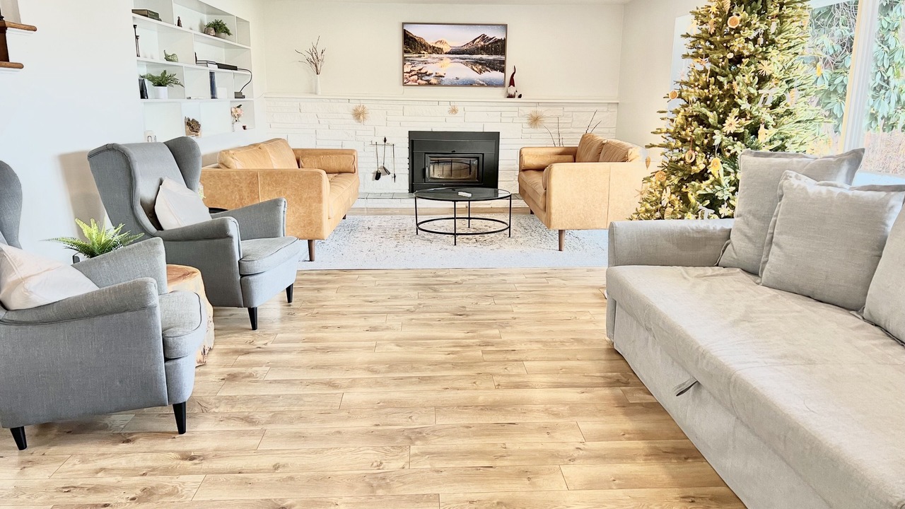 Photo of Livingroom in Edmonds