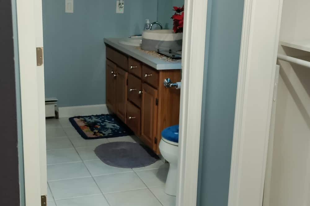 Photo of Bathroom in Bloomfield