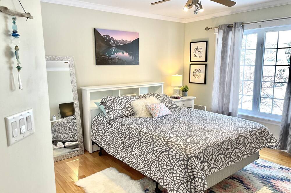 Photo of Bedroom in Deer Lake