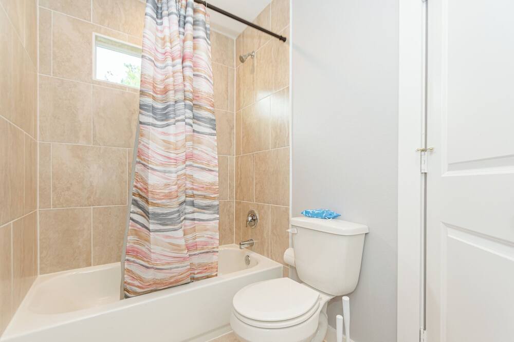 Photo of Bathroom in North Shore