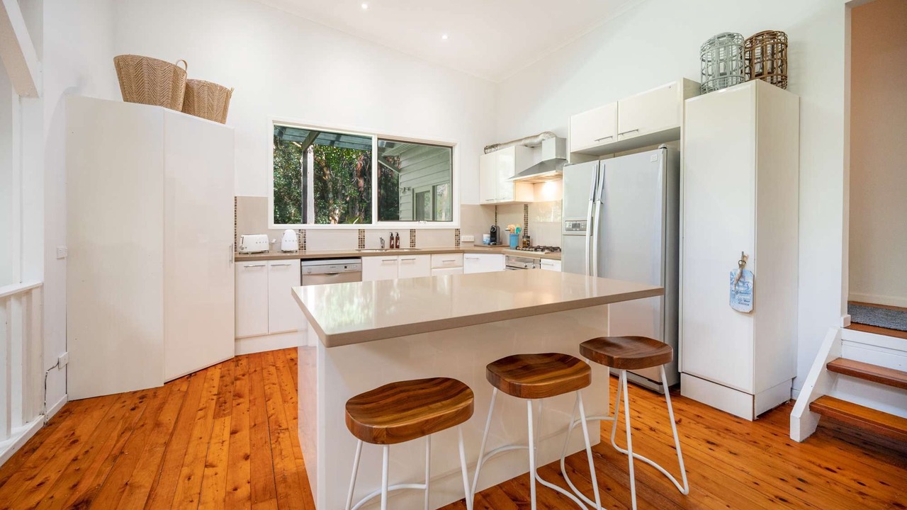 Photo of Kitchen in Macmasters Beach