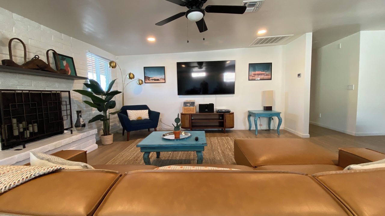 Photo of Livingroom in Drexel Heights