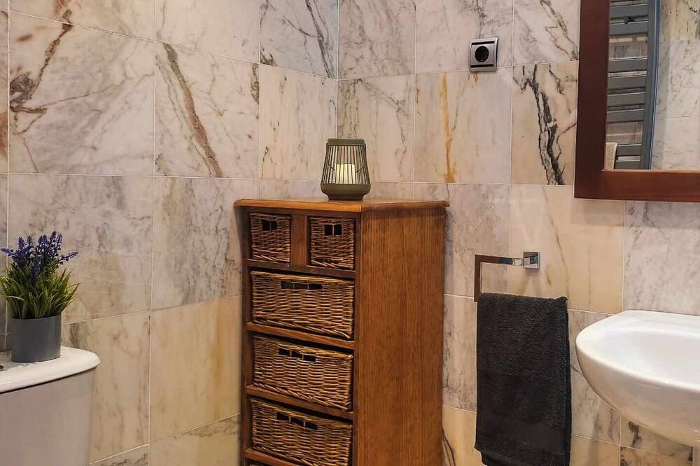 Photo of Bathroom in Canfranc