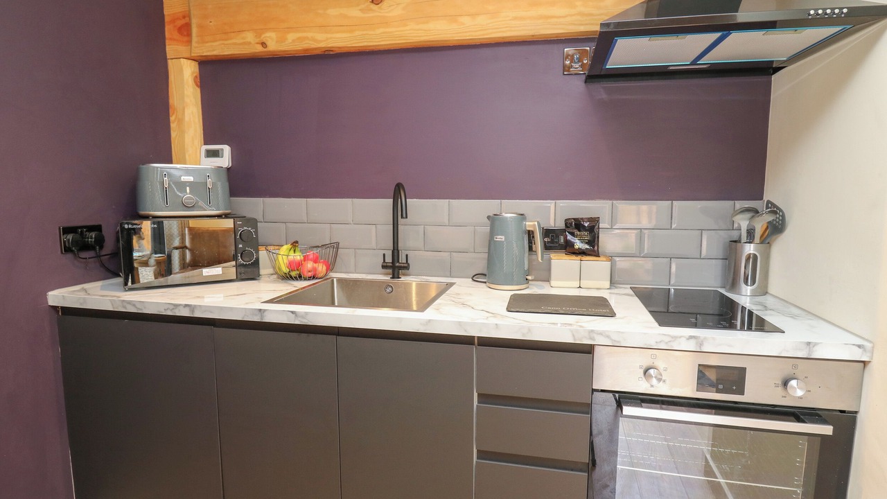 Photo of Others in Kingswood