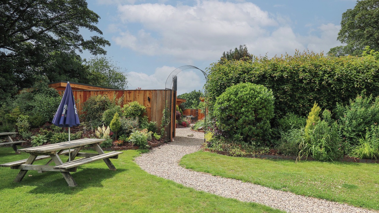 Photo of Outdoor in Kingswood