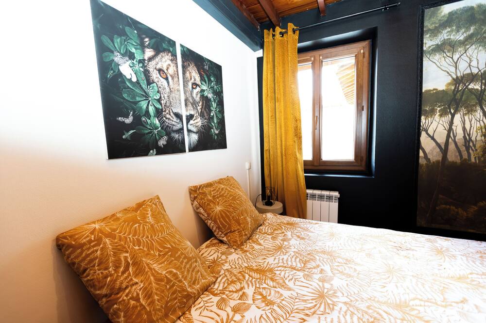 Photo of Bedroom in Montbrison
