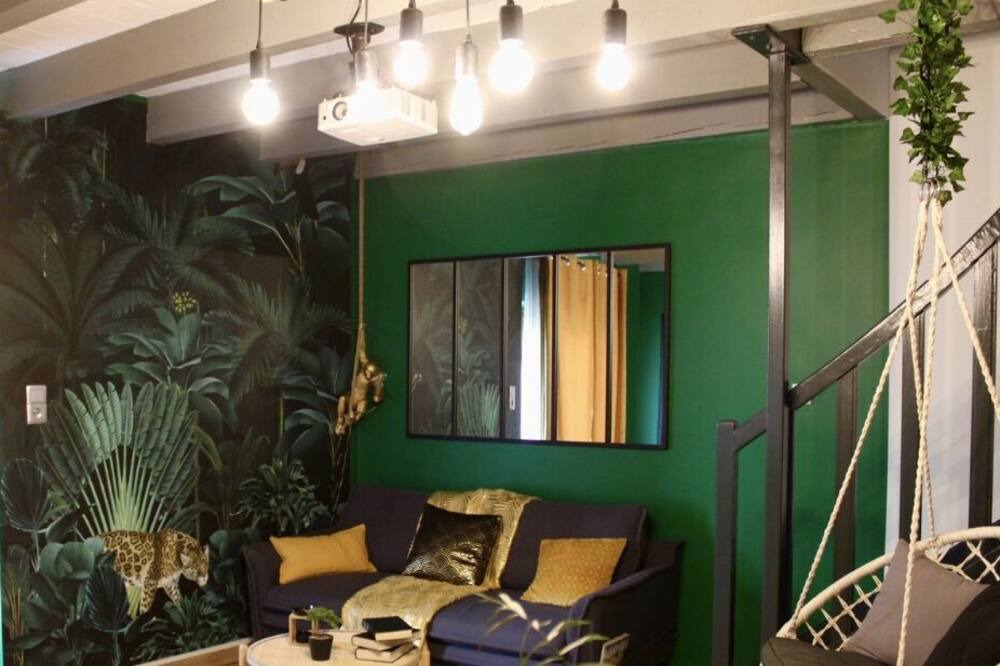 Photo of Livingroom in Montbrison