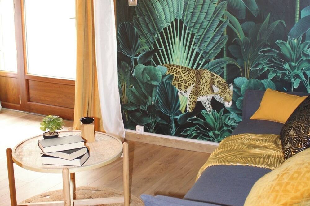 Photo of Livingroom in Montbrison