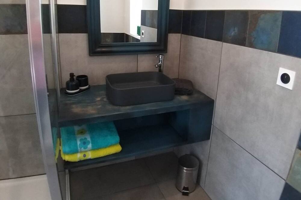 Photo of Bathroom in Fougere