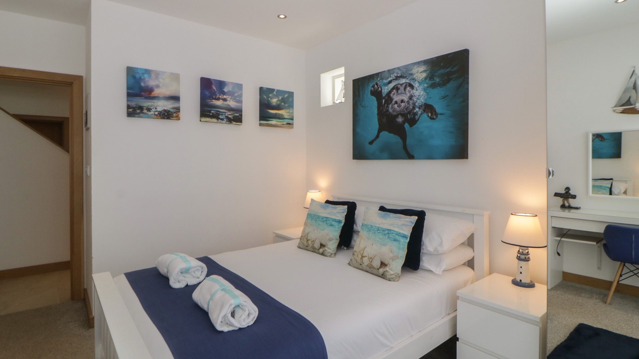 Photo of Others in Challaborough