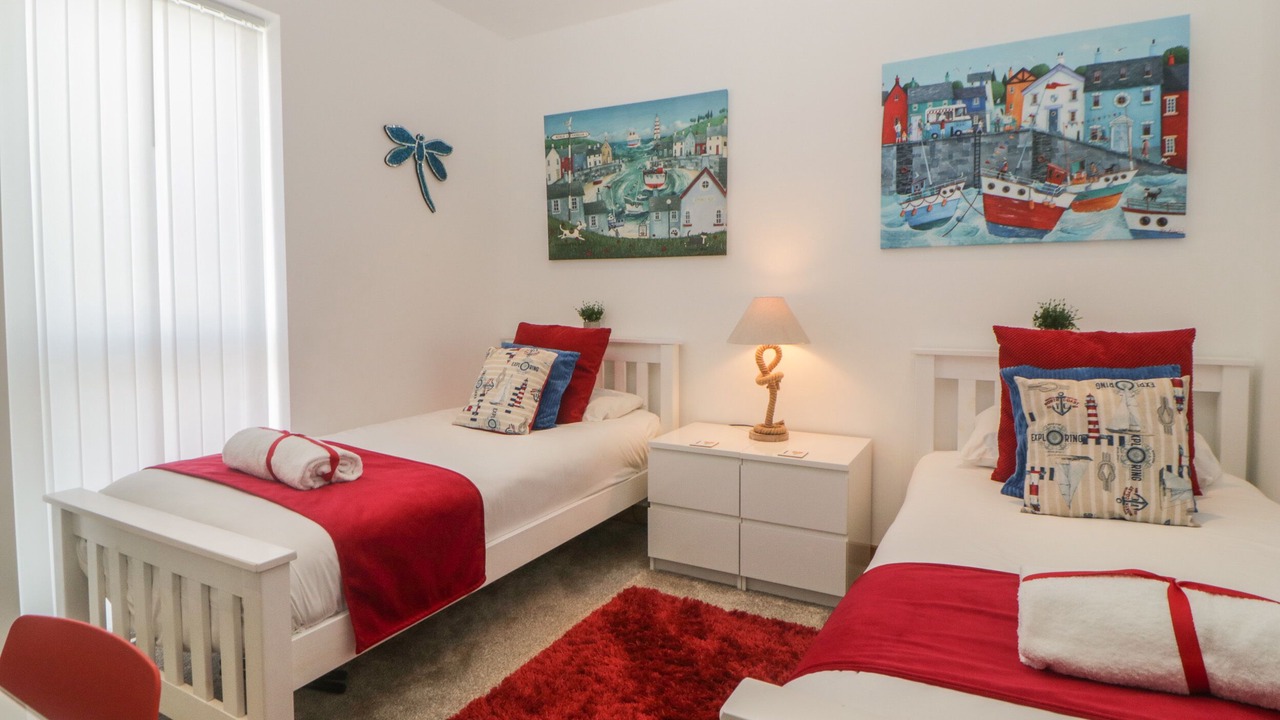 Photo of Others in Challaborough