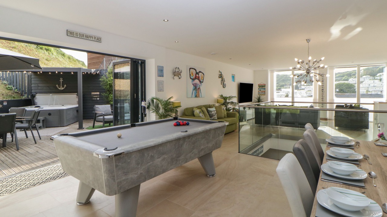 Photo of Others in Challaborough