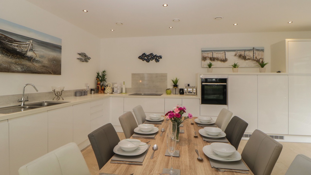 Photo of Others in Challaborough