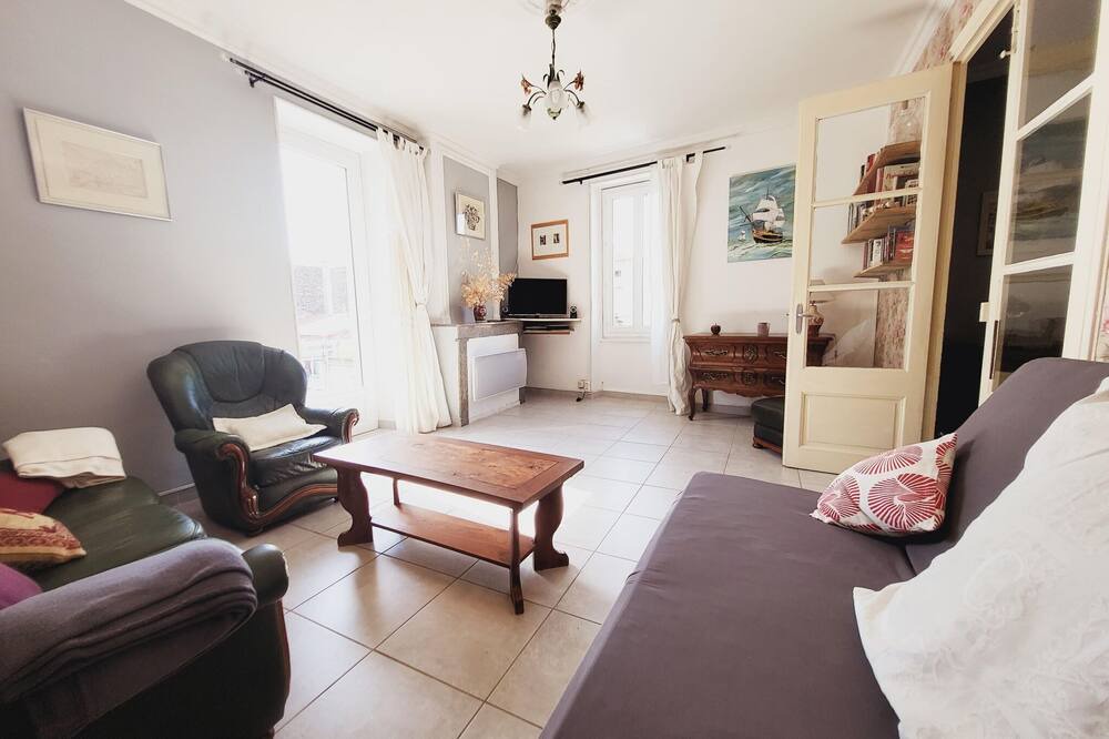 Photo of Livingroom in Saint-Ambroix